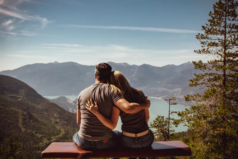 Giving Getaways This Christmas: The Perfect Way to Unwind, Surprise and Share