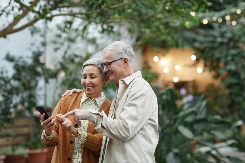 The Best Christmas Gifts for Parents and Parents-in-Law in One Click