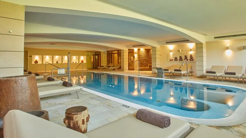 5-star breakfast and spa