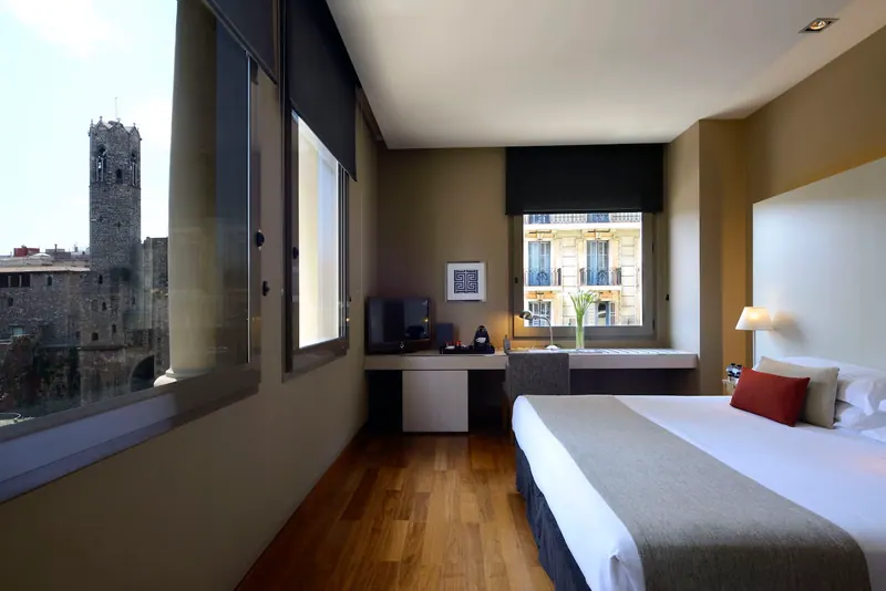 1-night gastronomic getaway in Barcelona