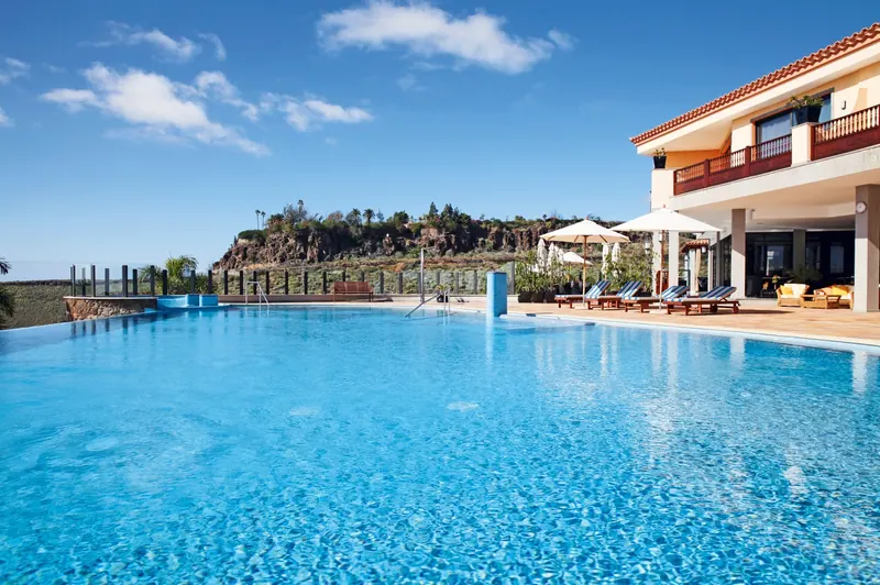 all-inclusive day pass