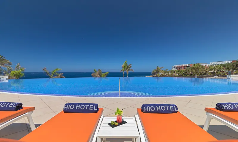 Tenerife South day pass sun loungers
