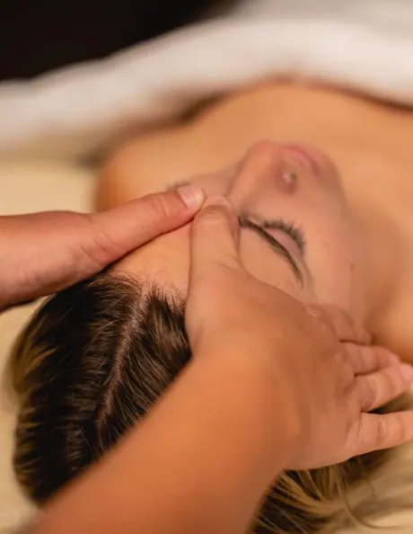 Massage with Cava and Chocolate for Two