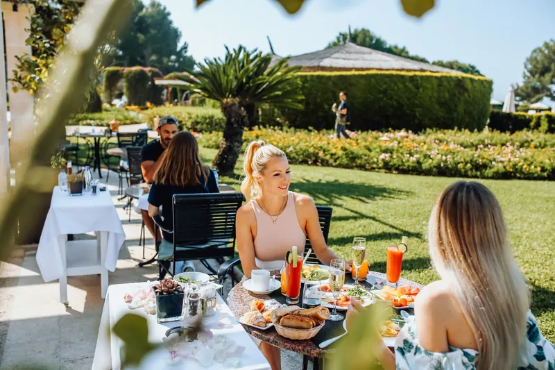 Breakfast at St.Regis Mardavall Breakfast at St.Regis Mardavall