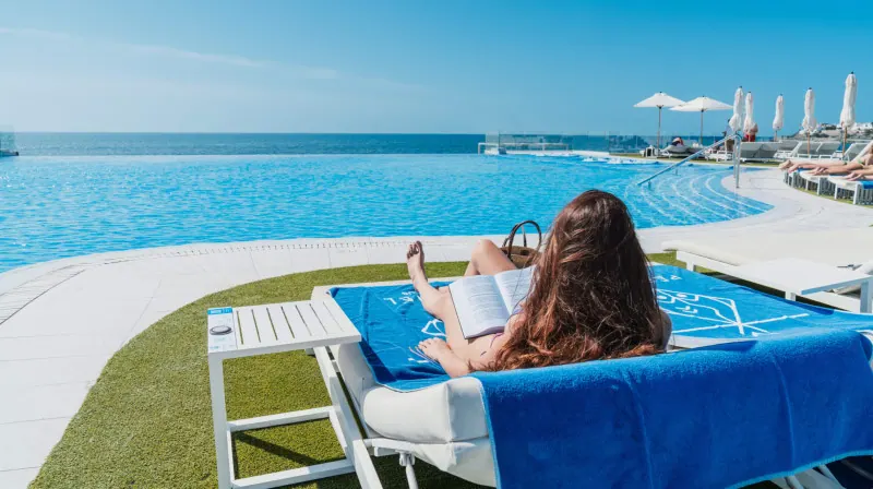 Day Passes in Gran Canaria: Best Hotels with Pools and All-Inclusive Options