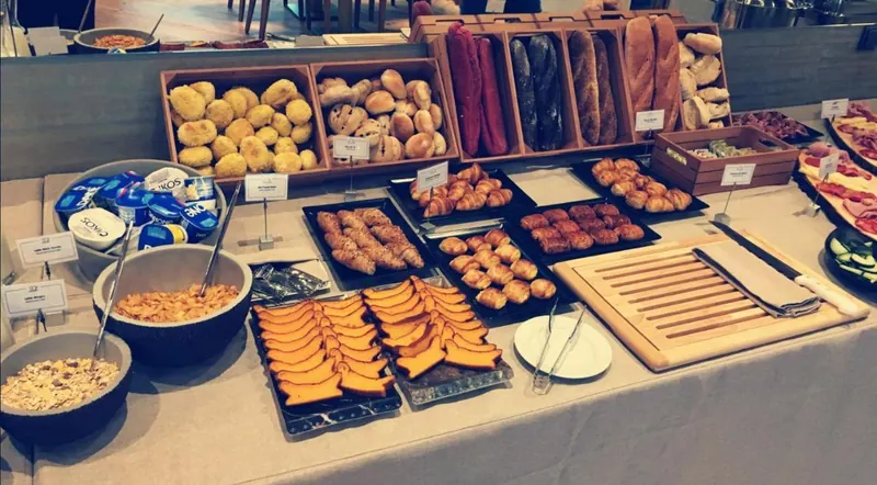 Weekend Brunch & Spa in Madrid