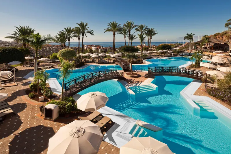 Day Pass in Tenerife: Best Hotels with Pools and All-Inclusive Options