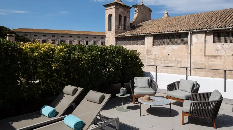 1-night stay with breakfast & spa