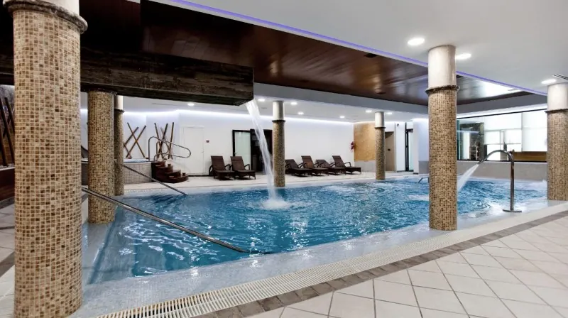 Relaxing experience for couples