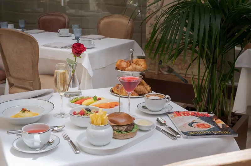 Tasting Menu & Couple Massage for two